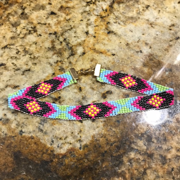 Chocker - Picture 3 of 3